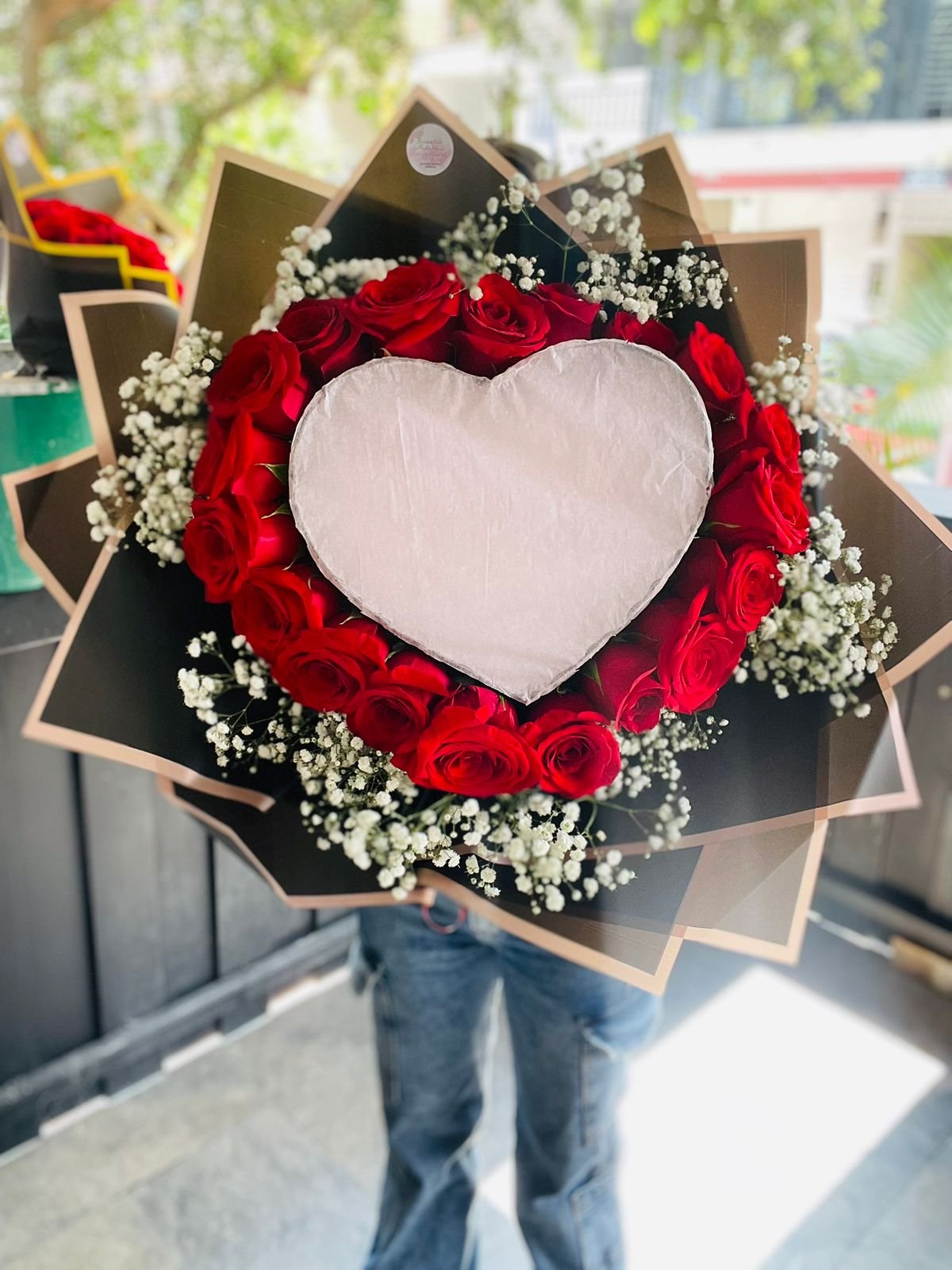 DILO CON ROSAS - Image 4