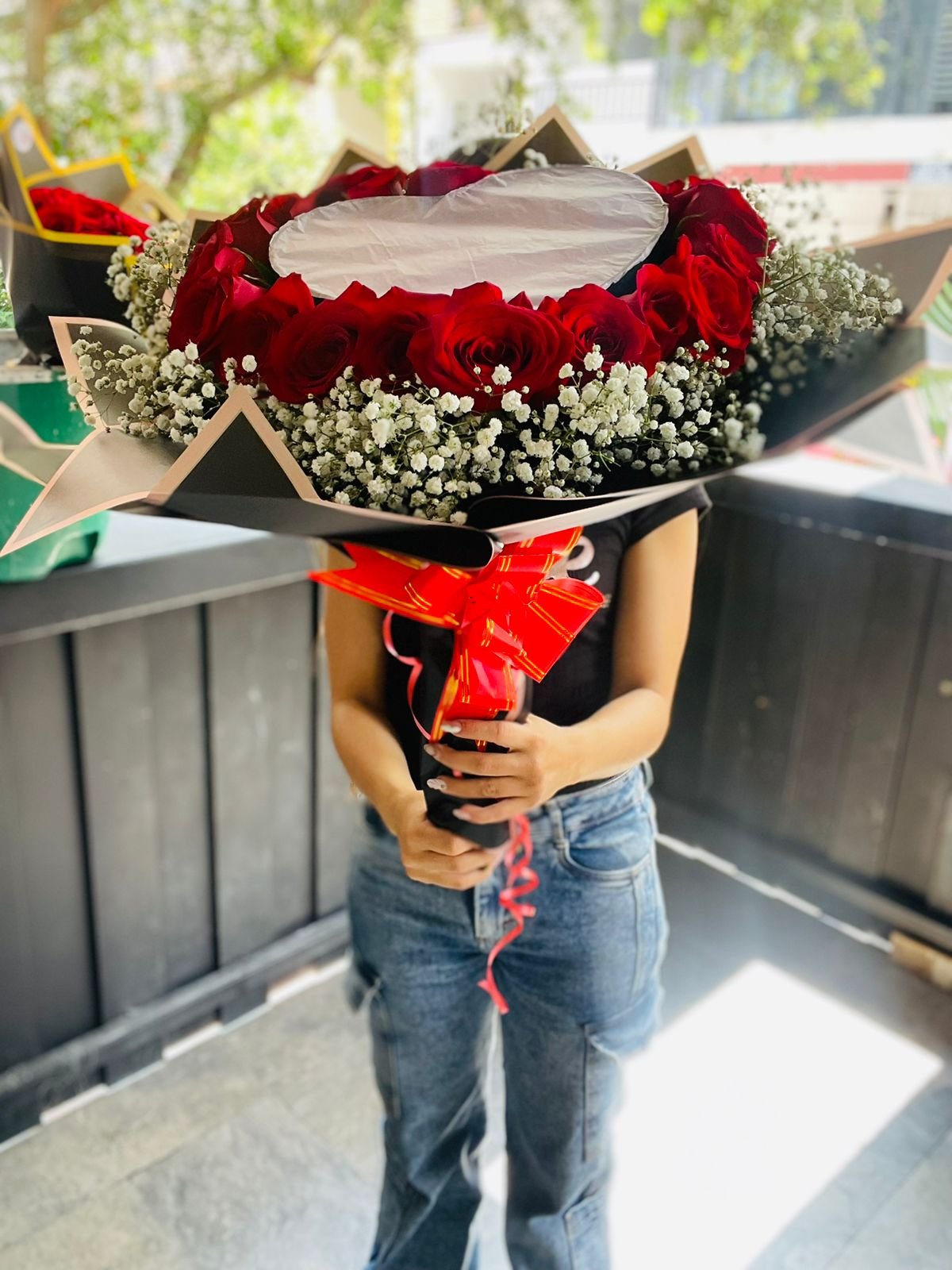 DILO CON ROSAS - Image 3